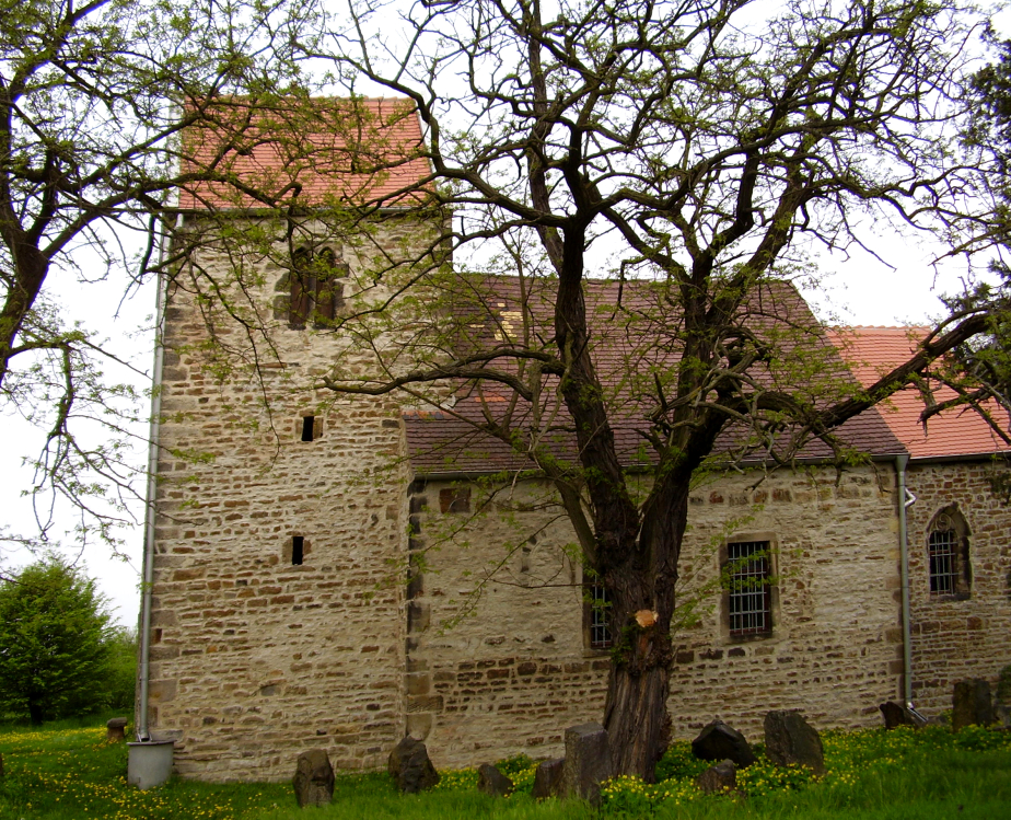 Treben - Kirche ohne Dorf