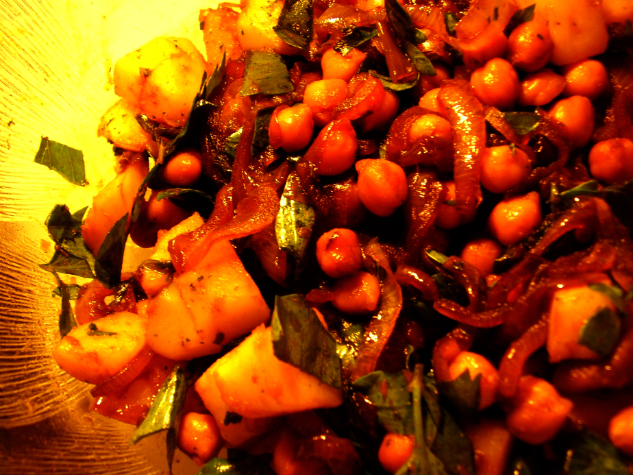 Kartoffel-Kichererbsen-Salat