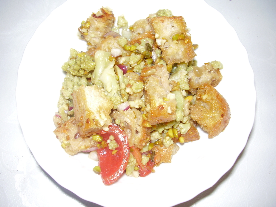 Romanesco-Brot-Salat