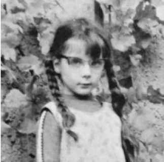 Christiane im Alter von 7 Jahren