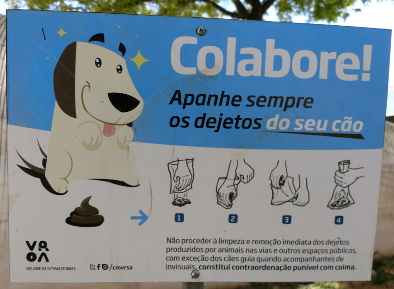 Hundeschild in Portugal