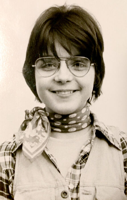 ★ © Walter Schenke | Christiane mit Jeansweste aus dem Westen Christiane mit Jeansweste aus dem Westen
