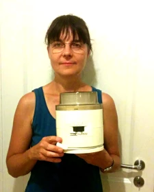 Christiane mit ihrem DDR-Multiboy von AKA-Elektrik